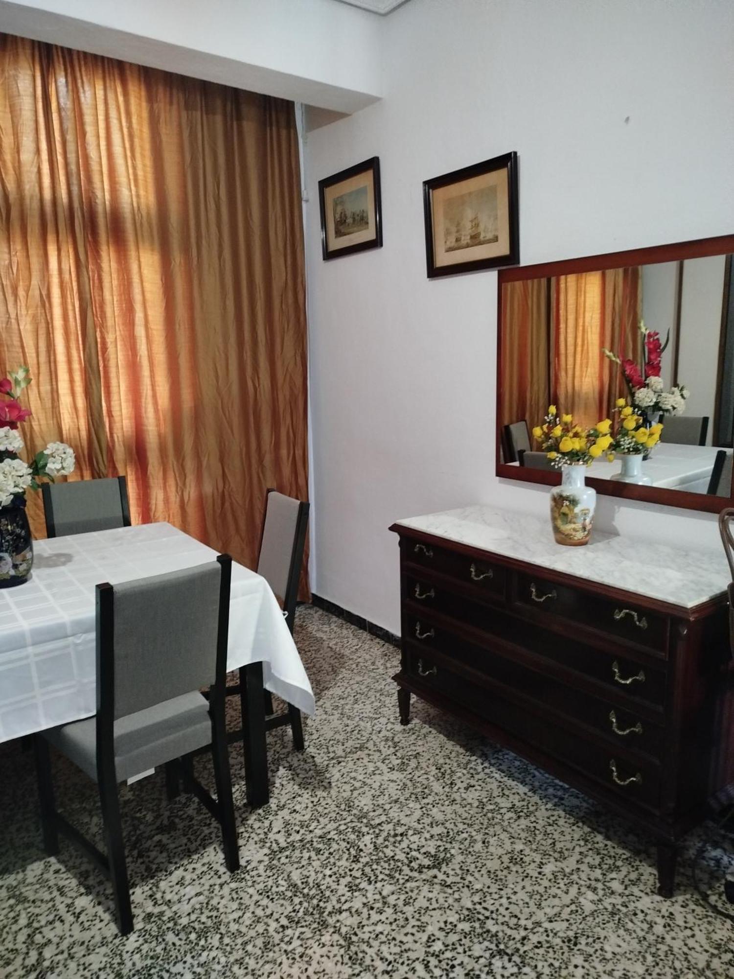 Apartamento Acogedor Севилья Экстерьер фото