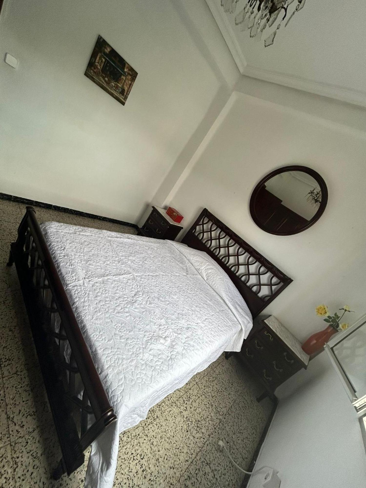 Apartamento Acogedor Севилья Экстерьер фото